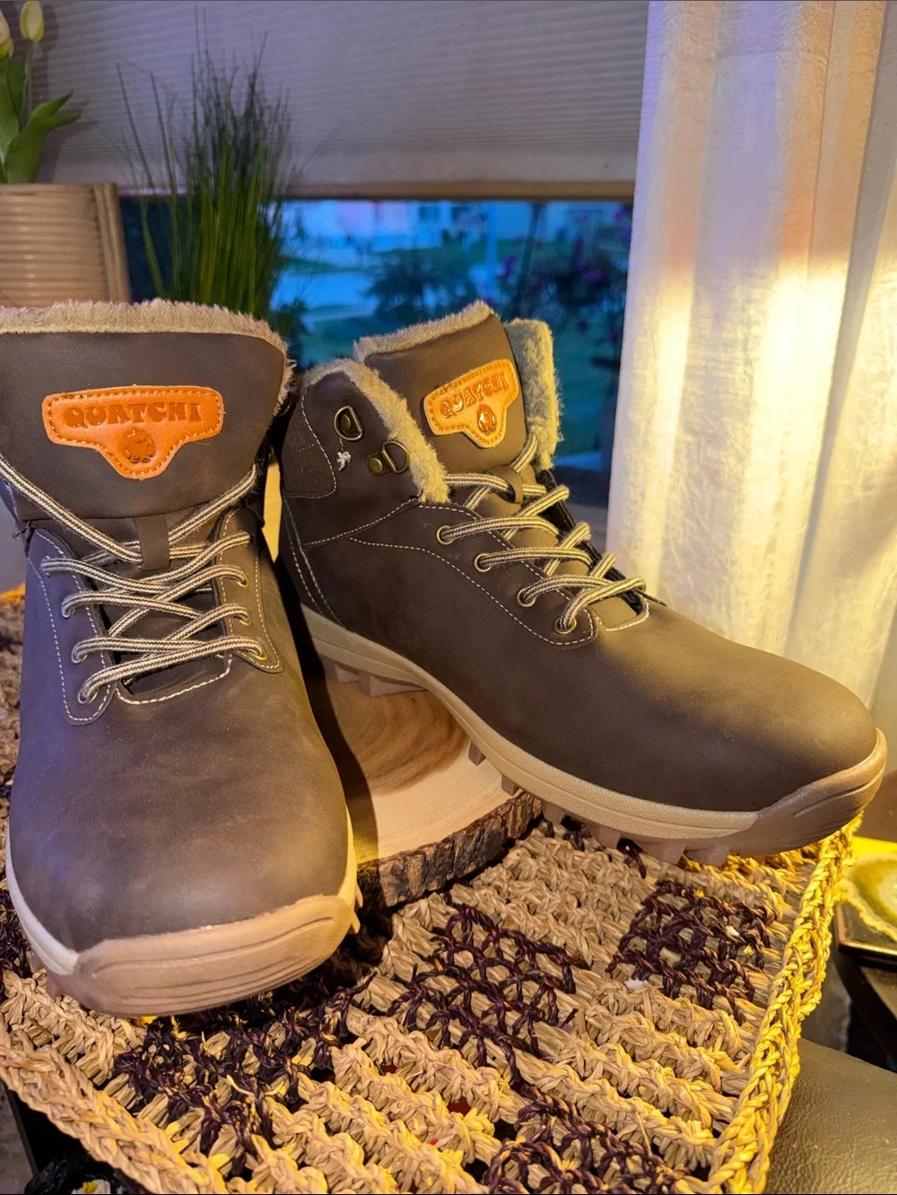 Quatchi Men’s 13 EU 47 Brown Faux Fur Lined Winter Hiking Boots Like New